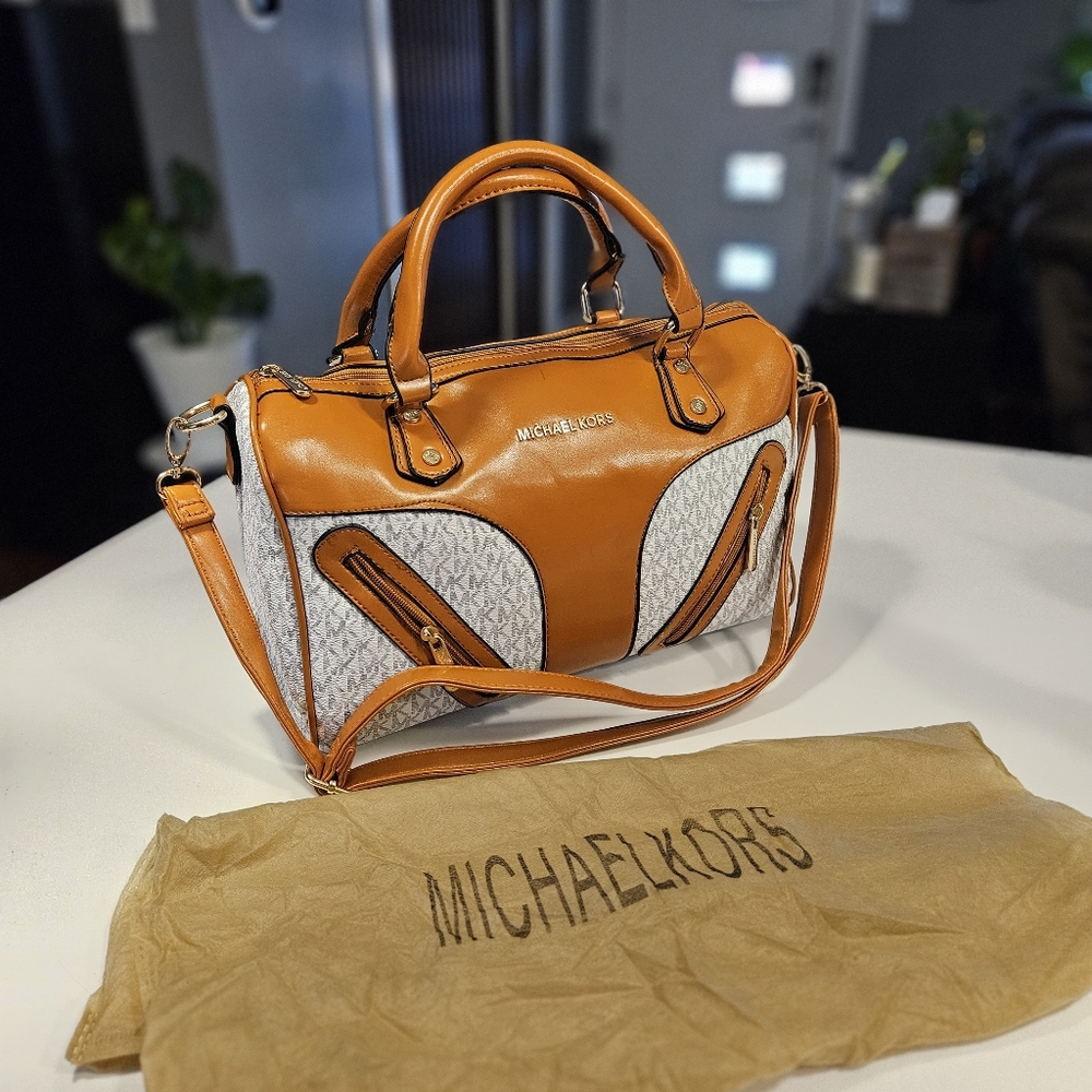 New Michael Kors Shoulder purse